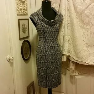 White House Black Market S 4 Sheath Dress